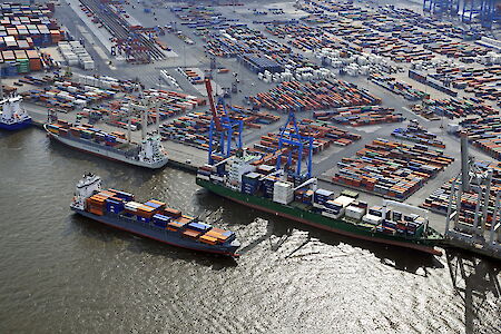 Delays on the oceans have led to extremely full port terminals, with severe effects for truckers