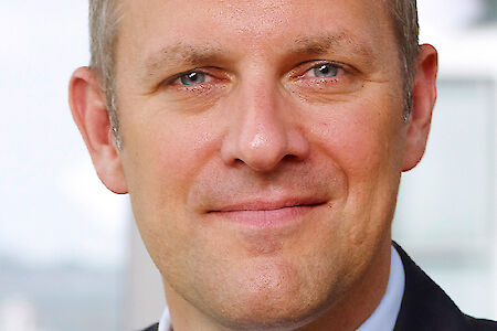 Ulrich Ulrichs zum CEO und Global Head von Rickmers-Linie befördert
