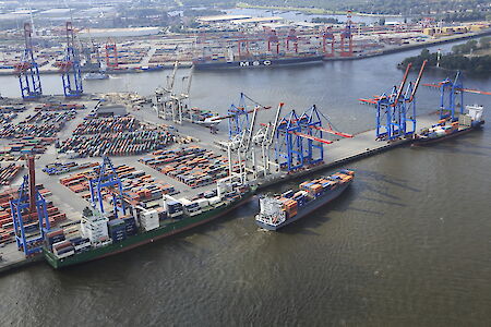 Hamburger Hafen baut Marktposition und Vorreiterrolle aus