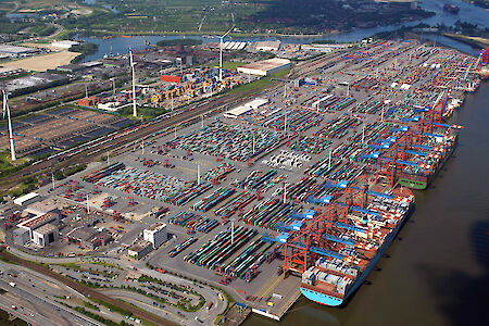 EUROGATE: Großcontainerschiffe sorgen für mehr Umschlagsmenge