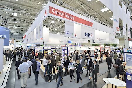 Great variety of exhibitors on the “Gateway Hamburg” trade fair stand at transport logistic 2015 in Munich