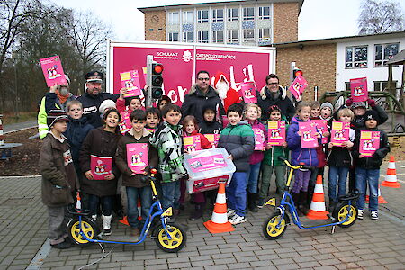 Glomb Container Dienst GmbH fördert Kinderverkehrserziehung 