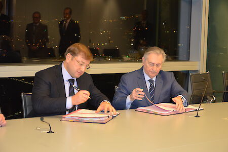 Hafen Bronka und CMA CGM unterzeichnen einen Vertrag zur künftigen Zusammenarbeit