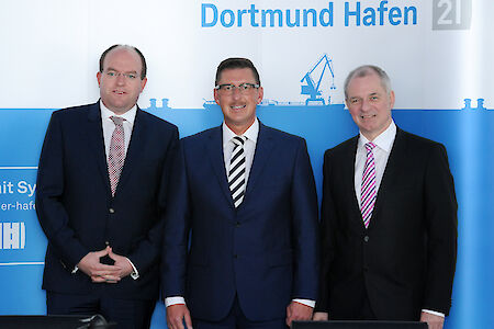 Dortmunder Hafen auf Kurs: Containerumschlag gestiegen, neue KV-Anlage eröffnet