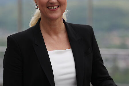 Angela Titzrath ab 1. Oktober 2016 Vorstandsmitglied der Hamburger Hafen und Logistik AG – reibungsloser Übergang im Vorstandsvorsitz gewährleistet