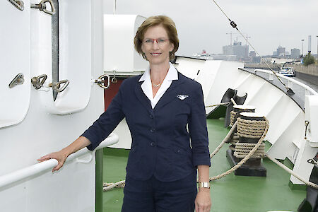 BSH-Präsidentin Breuch-Moritz zum Weltschifffahrtstag: „Bedeutung der Schifffahrt nimmt zu“