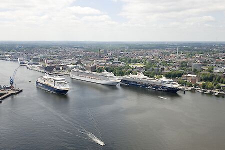 Port of Kiel posts record cargo and passanger handling - Handling up 5.3 % and passenger totals by 3.4 %