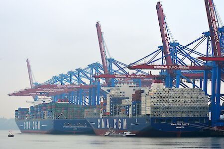 CMA CGM TANYA calls Hamburg for the first time – the ideal vessel for CMA CGM’s EUROSAL XL service