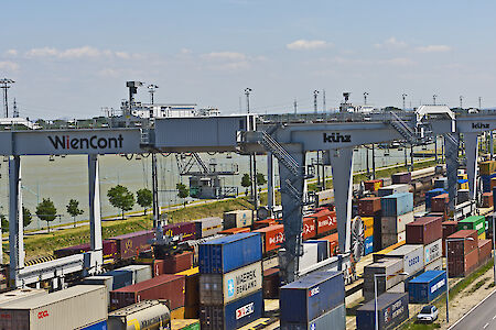Port of Hamburg consolidates role in Austria