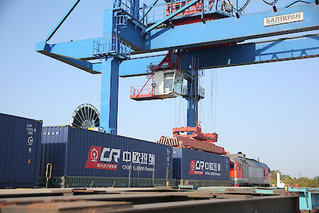 UTLC launched shipping in tank containers from China to Europe