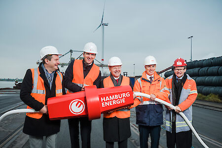 Windpark-Flotte im Hamburger Hafen wächst