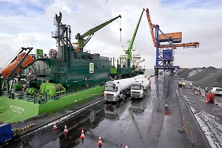 LNG-Schiffsbetankung der „Scheldt River“ durch Nauticor in Brunsbüttel stellt Meilenstein zur Etablierung von LNG als Schiffstreibstoff an der Unterelbe dar