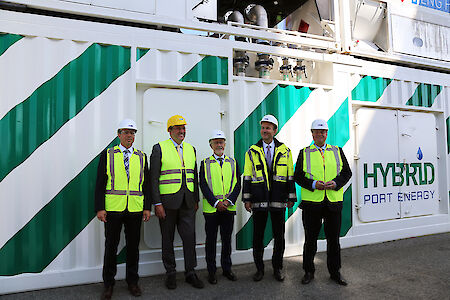Becker Marine Systems, Hapag-Lloyd und HHLA testen alternative Energieversorgung im Hamburger Hafen