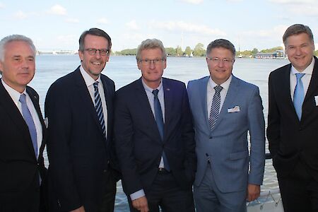 Hafen- und Industriestandort Brunsbüttel - ein prosperierender Standort mit herausragenden Chancen
