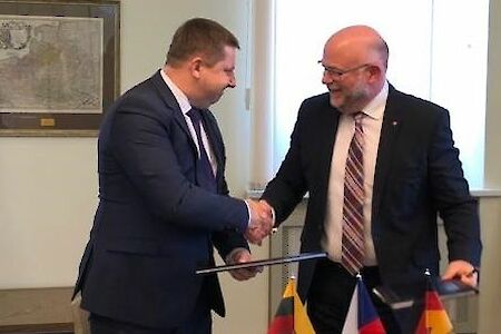 Lithuanian Railways, Metrans and the Port of Hamburg strengthen relations 