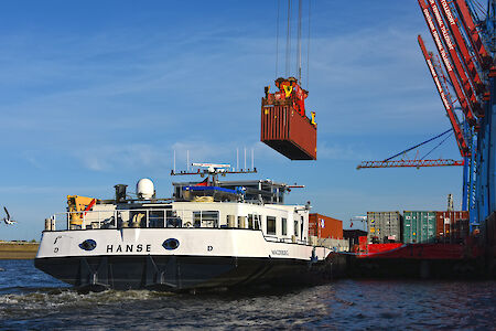 Hafen Hamburg Marketing wird Mitglied im Bundesverband der Deutschen Binnenschifffahrt