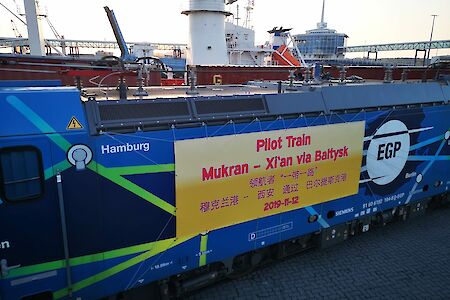 Neuer Service auf Neuer Seidenstraße: Erstmals einheitlicher Frachtbrief für Zug und Fähre
