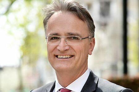 Andreas Rieckhof New Chairman of HMC Supervisory Board