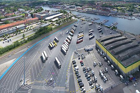 Neugestaltetes Vorfeld des Kieler Ostuferhafens vorgestellt - Ministerpräsident überreicht Zuwendungsbescheid über 5,44 Millionen Euro 