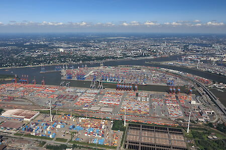 Hamburgs Industrie auf Wasserstoff vorbereiten – klimaneutrale Energieversorgung mit bestehendem Netz möglich