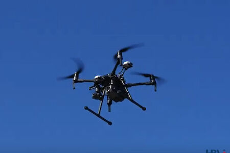 Drohneneinsatz im Hafen - Inspektion aus der Luft