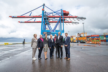 Larger container gantry cranes strengthen HHLA TK Estonia's position in the Baltic region