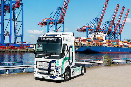 Tchibo und Contargo gehen im Hamburger Hafen gemeinsam neue Wege