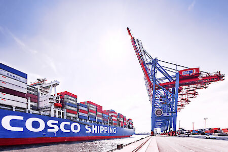 汉堡港口与物流股份公司 与 中远海运港口有限公司 签署最终收购协议