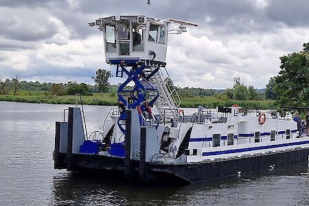 Rhenus modernisiert Kanalschubboote auf die neueste Motorengeneration