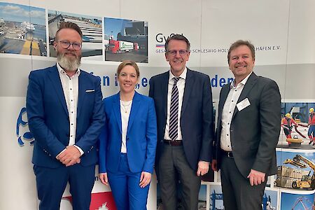 Schleswig-Holsteinische Häfen fordern vom Bund mehr Tempo beim Infrastrukturausbau und konkrete finanzielle Zusagen